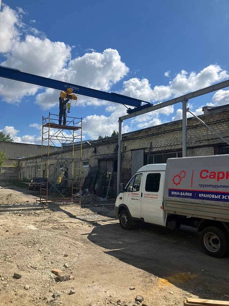 Монтаж крановой эстакады для опорного крана г/п 3т пролётом 10м.